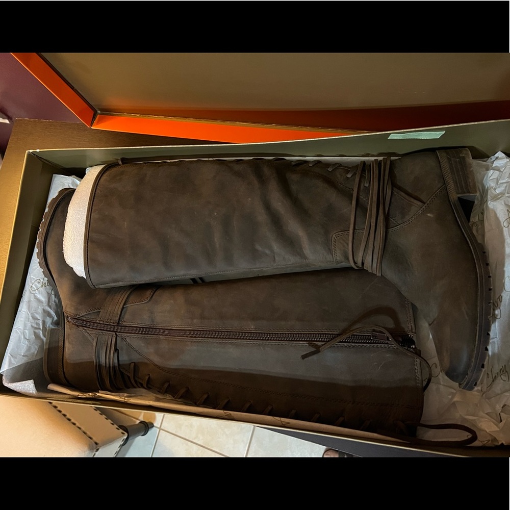 Arturo Chiang brown boots